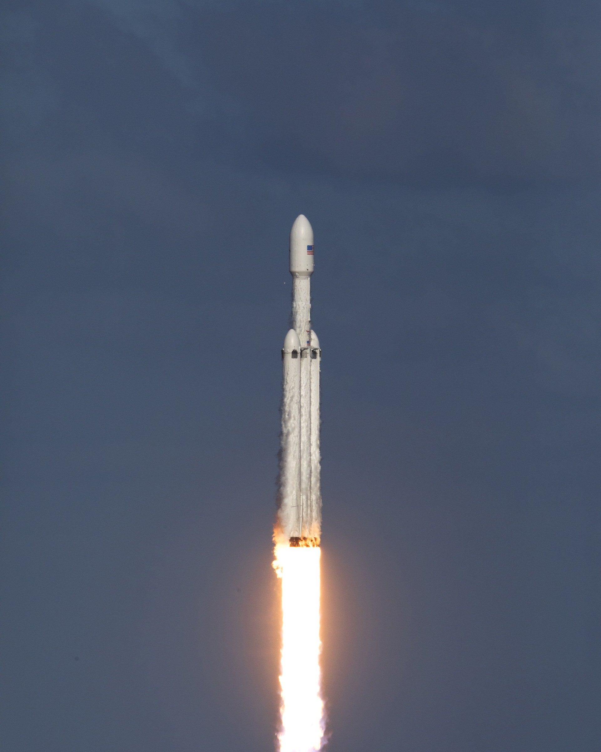 Falcon Heavy Ascent